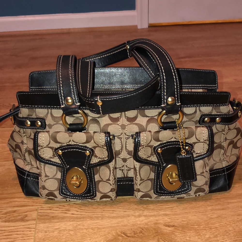 Authentic Coach signature purse